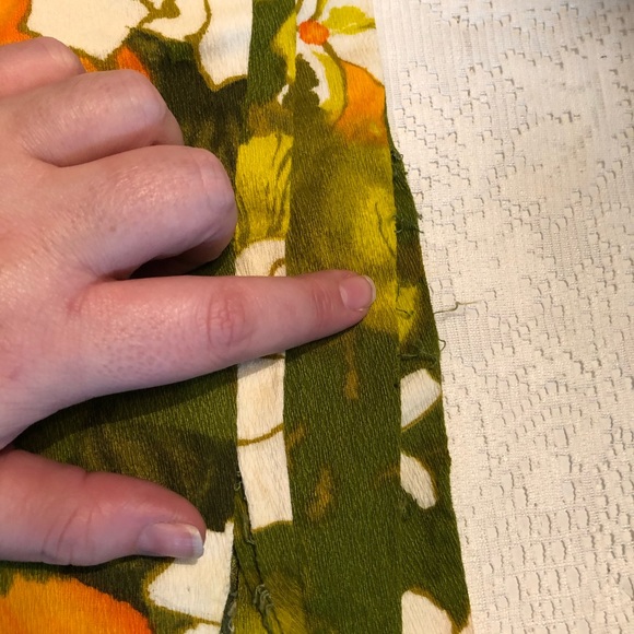 Vintage Hawaiian dress - Picture 8 of 16